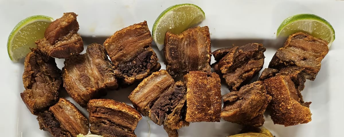 Chicharrón De Cerdo / Fried Pork Rind.