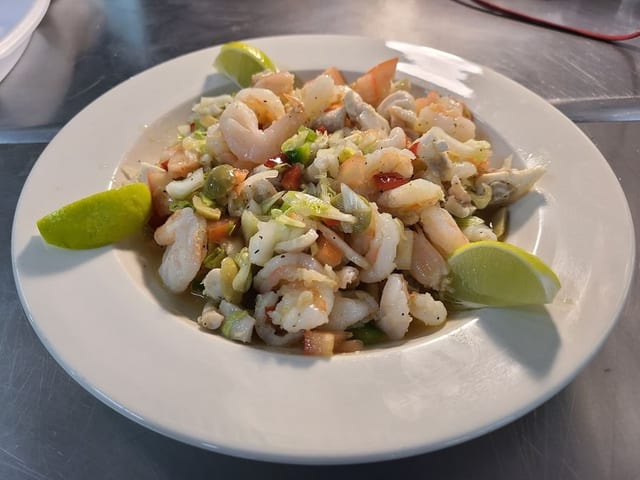 Mofongo De Ensalada De Camarones / Shrimp Salad Mofongo.