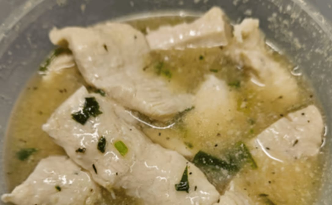 Pechuga Al Ajillo / Al Ajillo Chicken Breast.