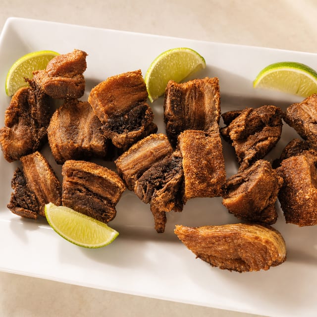 Chicharrón De Cerdo / Fried Pork Rind.