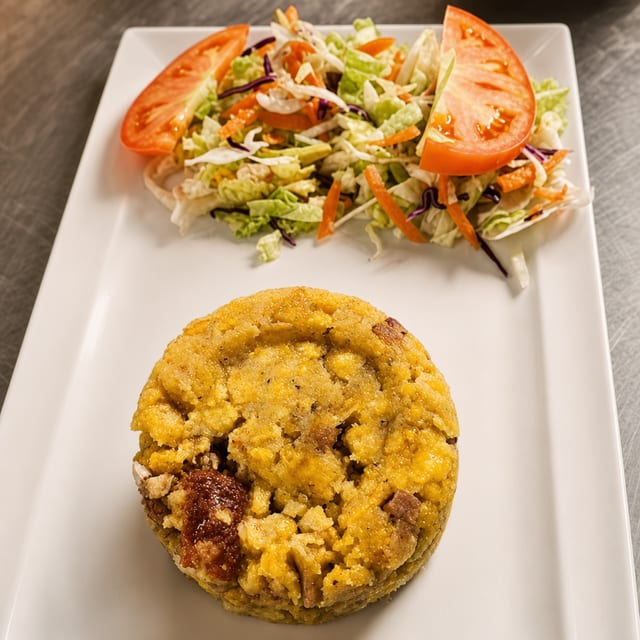 Mofongo Sencillo / Plain Mofongo.